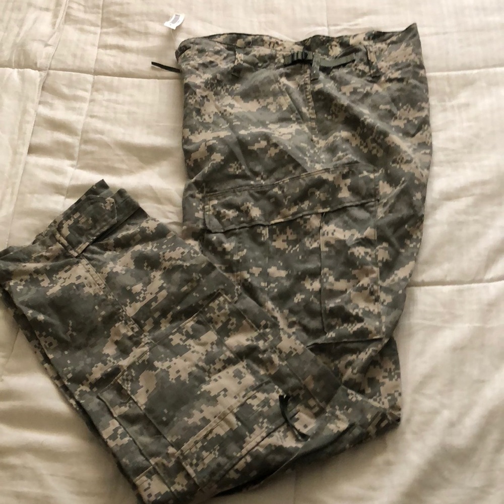 Army Flight Uniform - Picture 4 of 5
